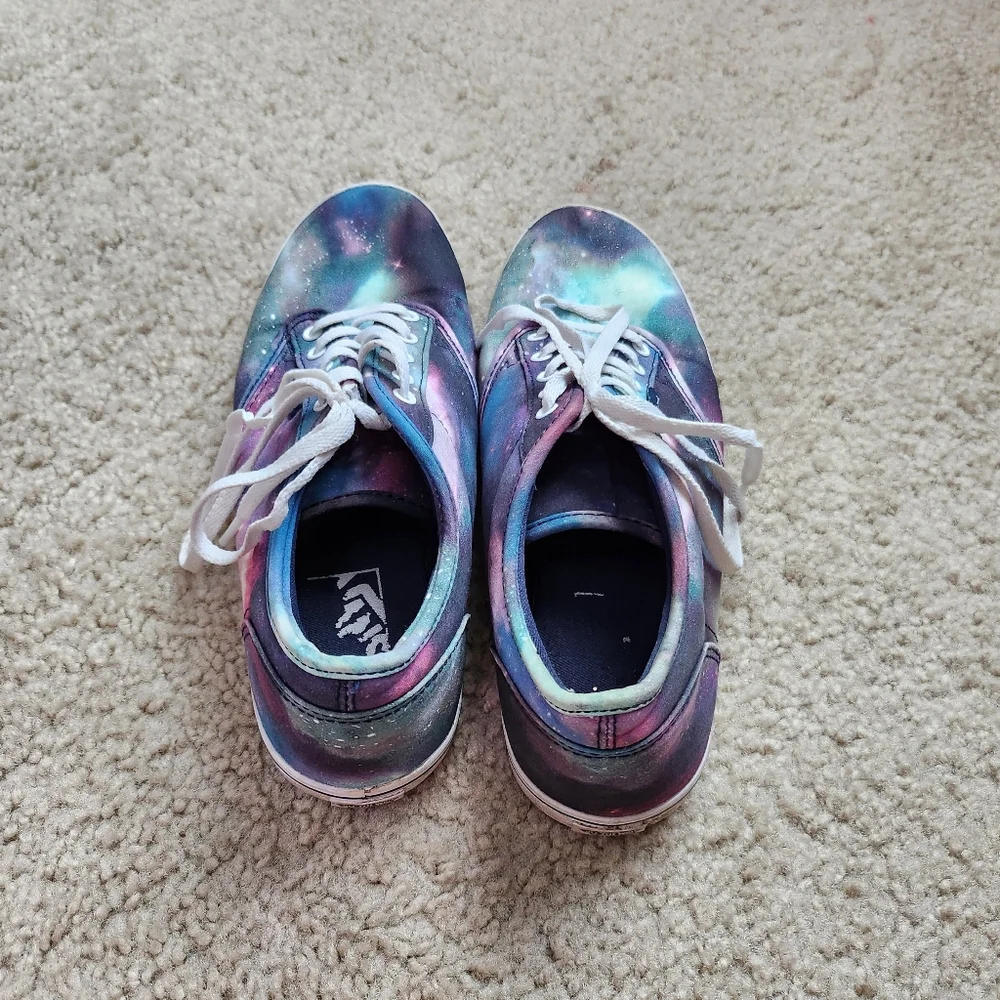 VANS Shoes Galaxy Stars Authentic Lo Pro Women's Size 7 Low Top Lace Up Sneaker